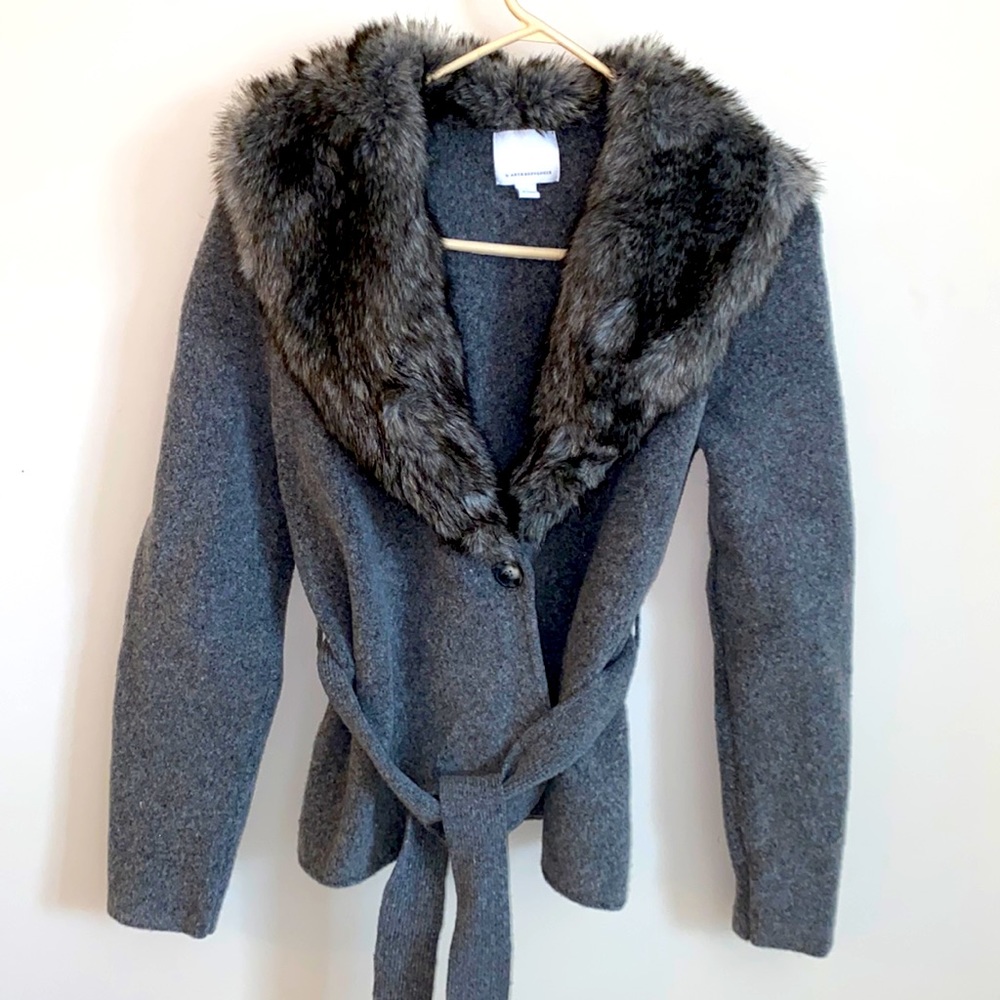 Gray fur neck sweater